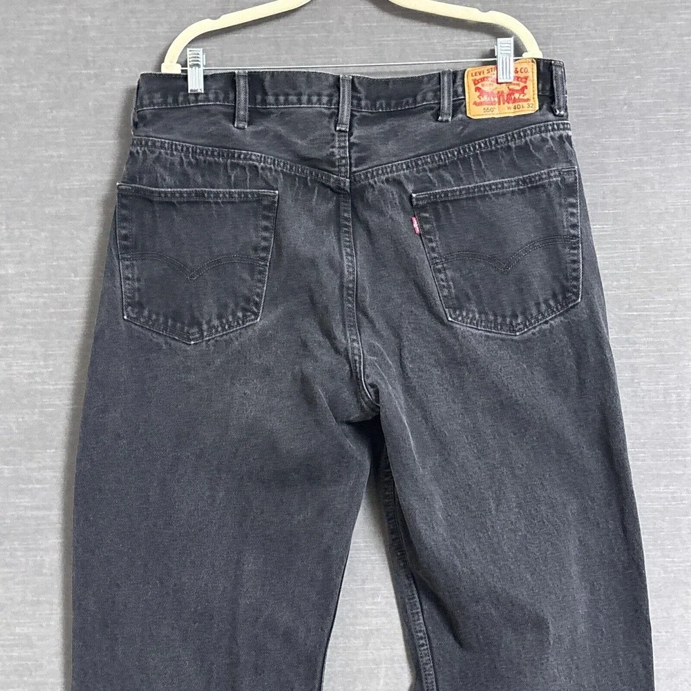 Levi's Slim Straight Jeans in Washed Black
